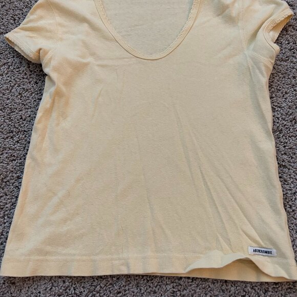 Abercrombie & Fitch Womens T-Shirt - Picture 1 of 3